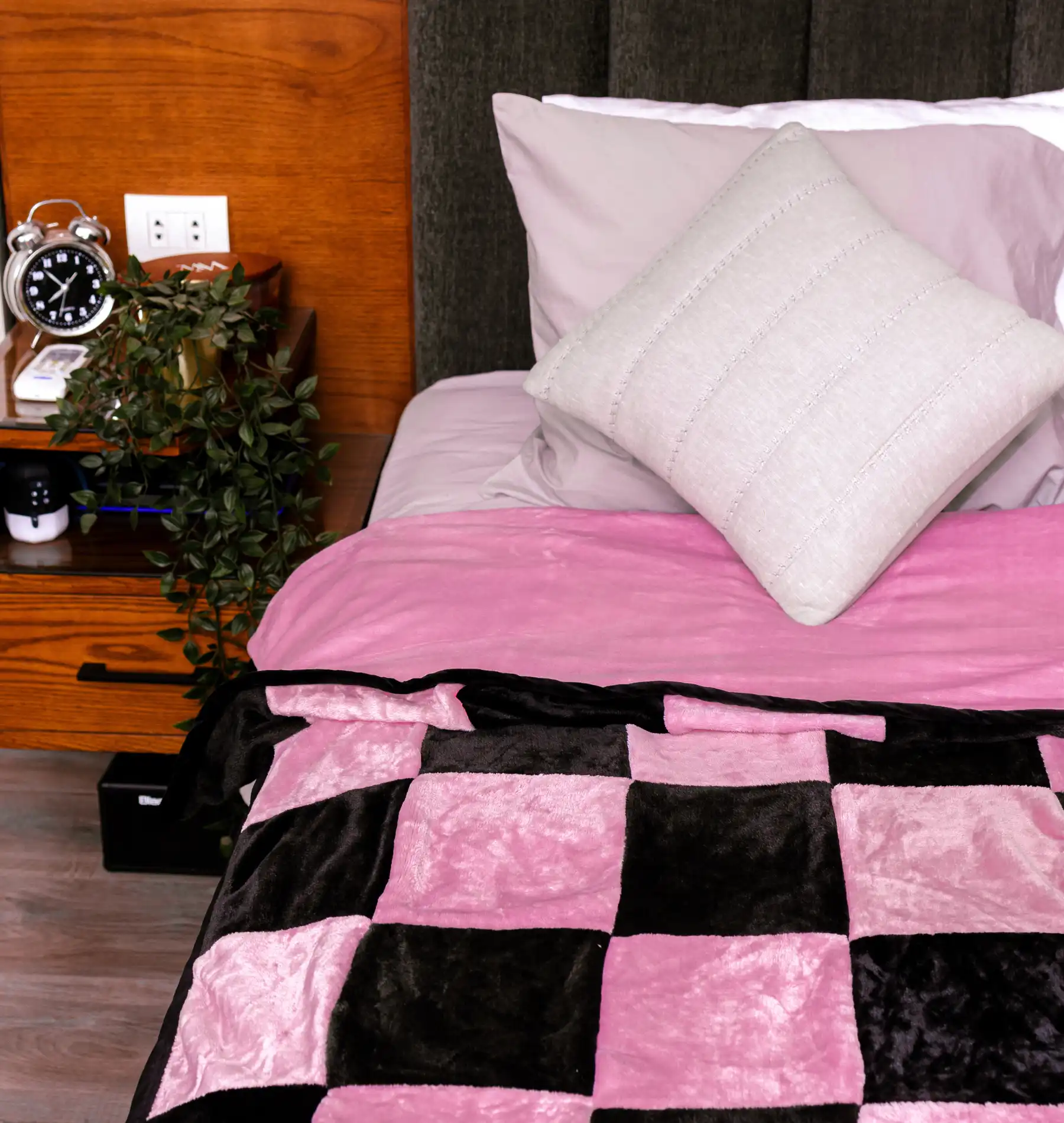 Double-Side Checkered Blanket (180*220) - Image 15