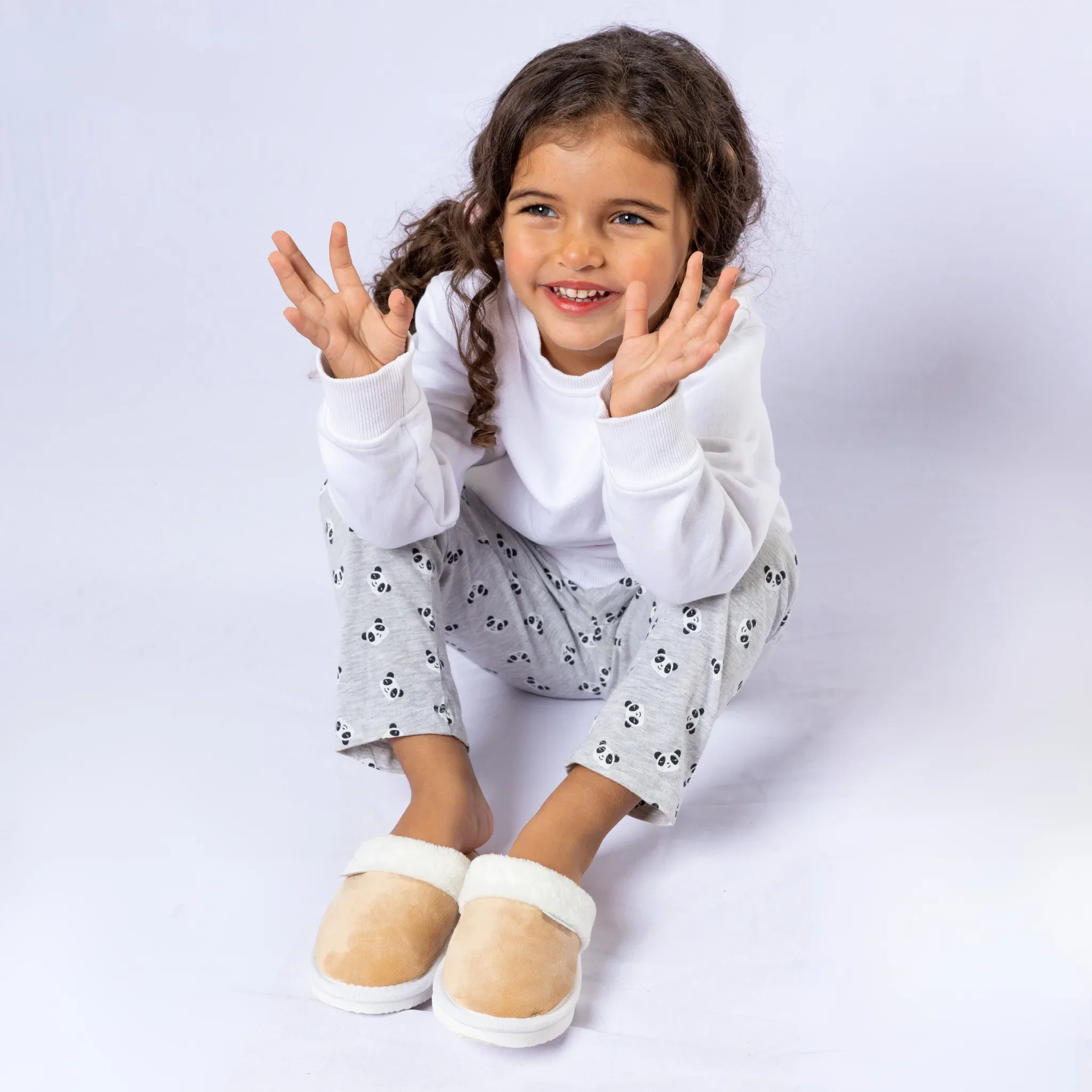 Plain with Fur Winter Slipper - Kids - Image 12