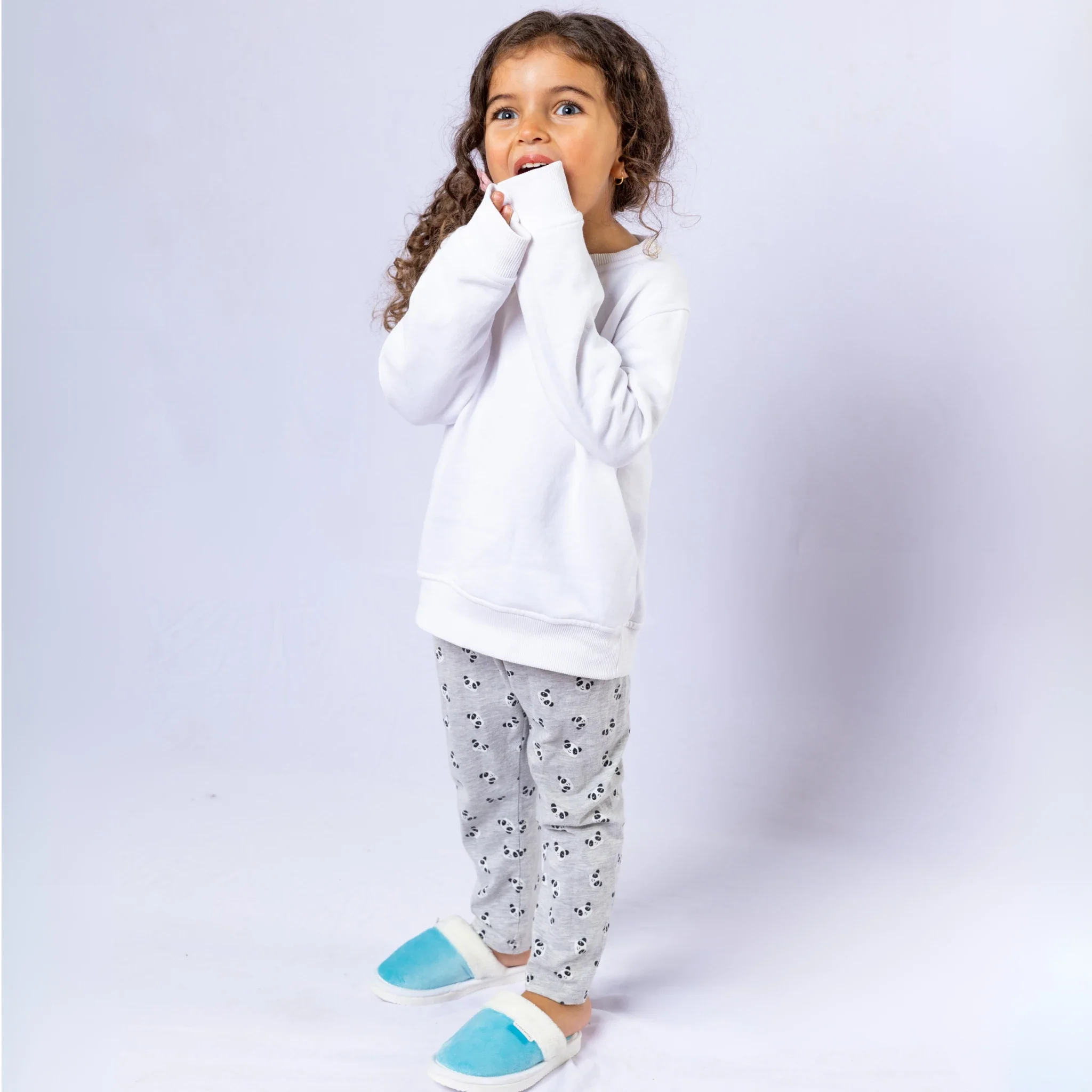 Plain with Fur Winter Slipper - Kids - Image 19
