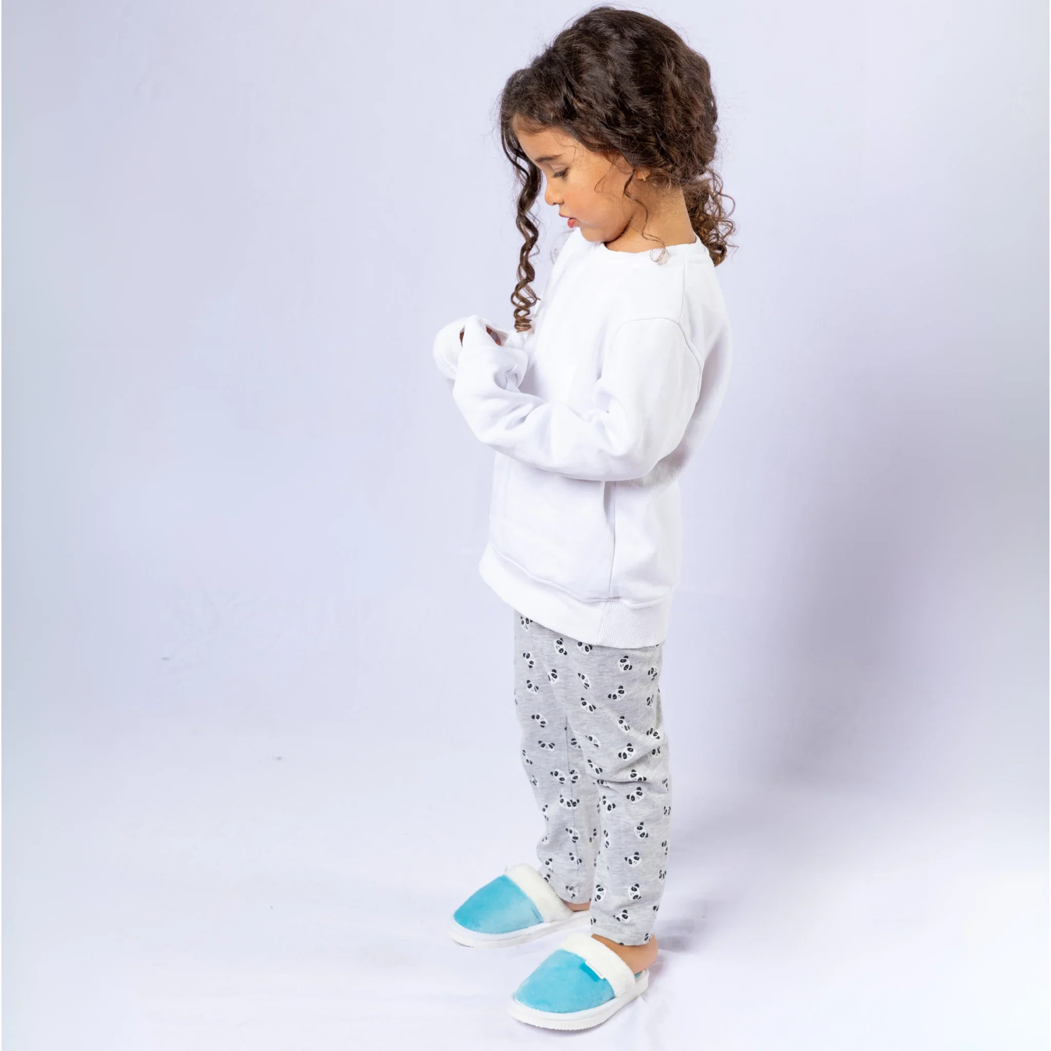 Plain with Fur Winter Slipper - Kids - Image 21